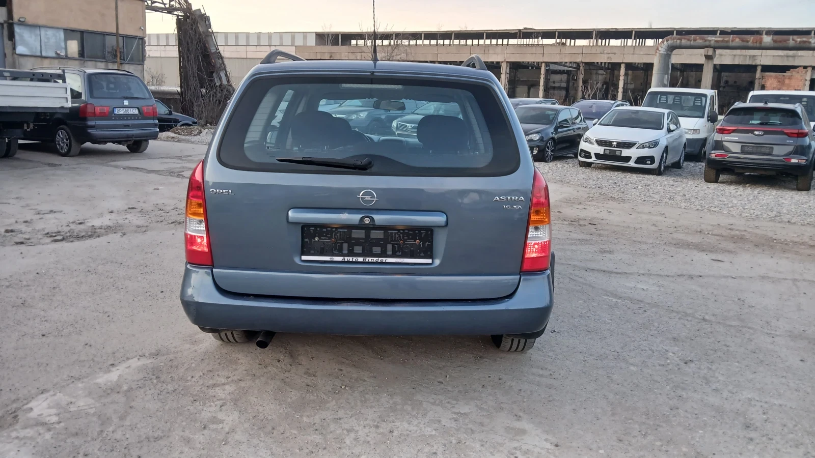 Opel Astra 1.6i 16v клима - изображение 5