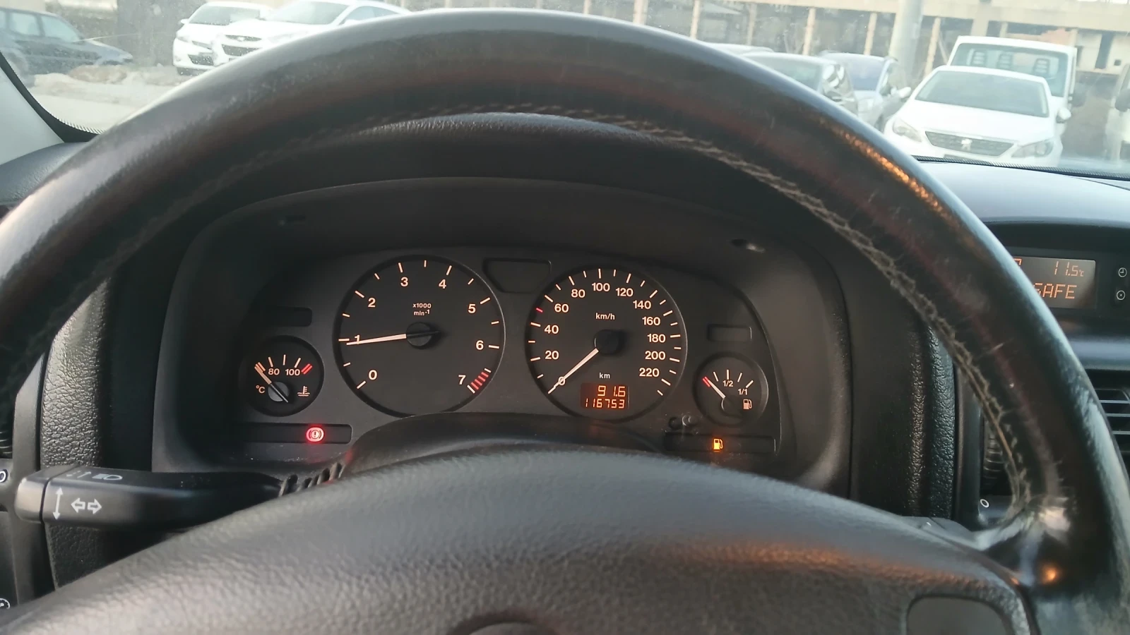 Opel Astra 1.6i 16v клима - изображение 8