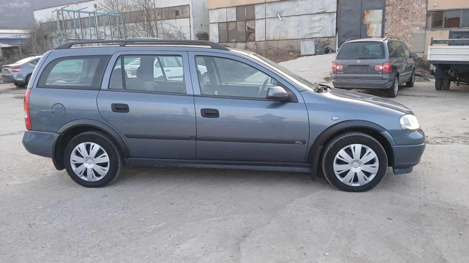 Opel Astra 1.6i 16v клима - изображение 4