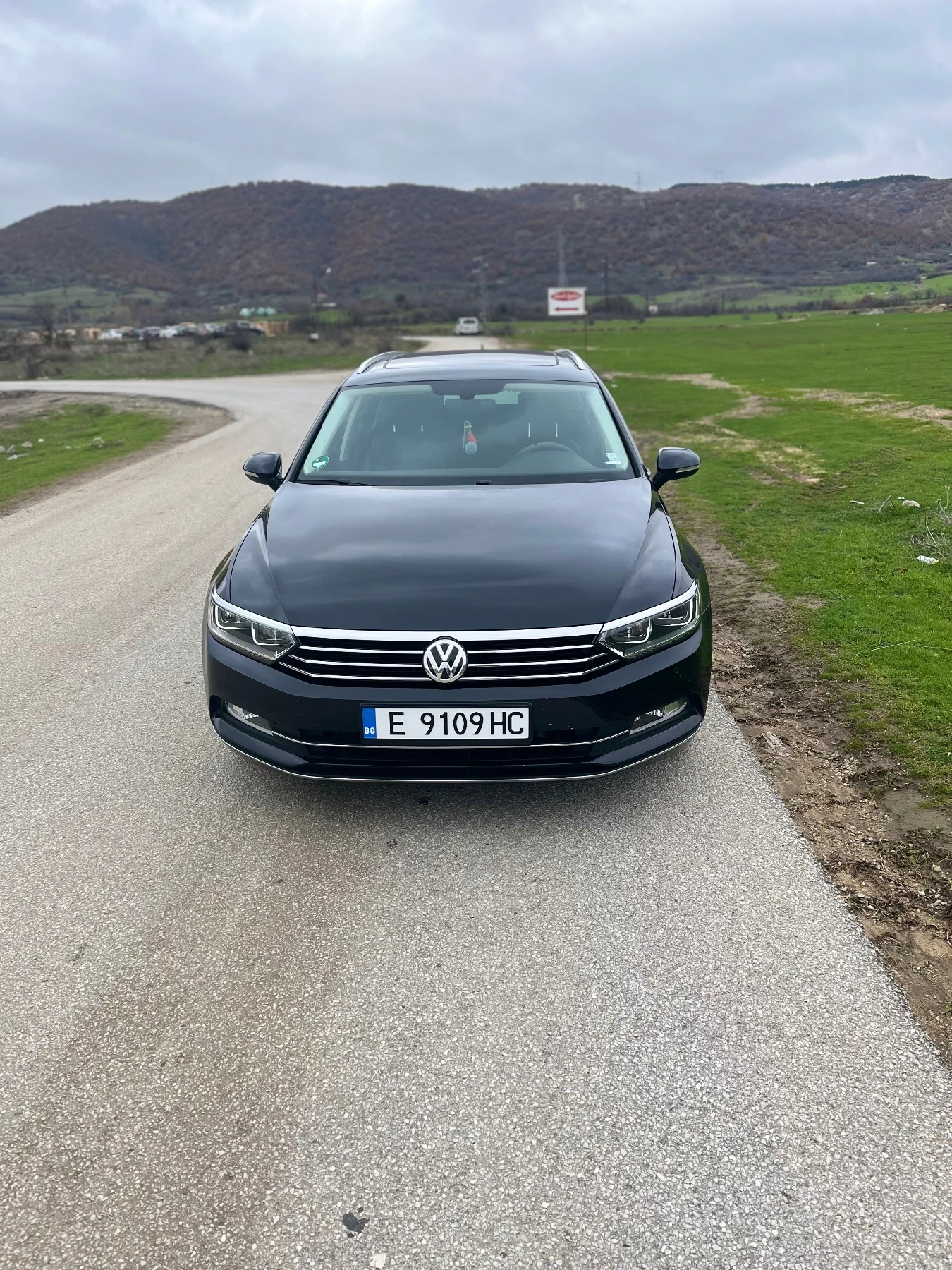 VW Passat 2.0 TDI, снимка 3 - Автомобили и джипове - 53830968