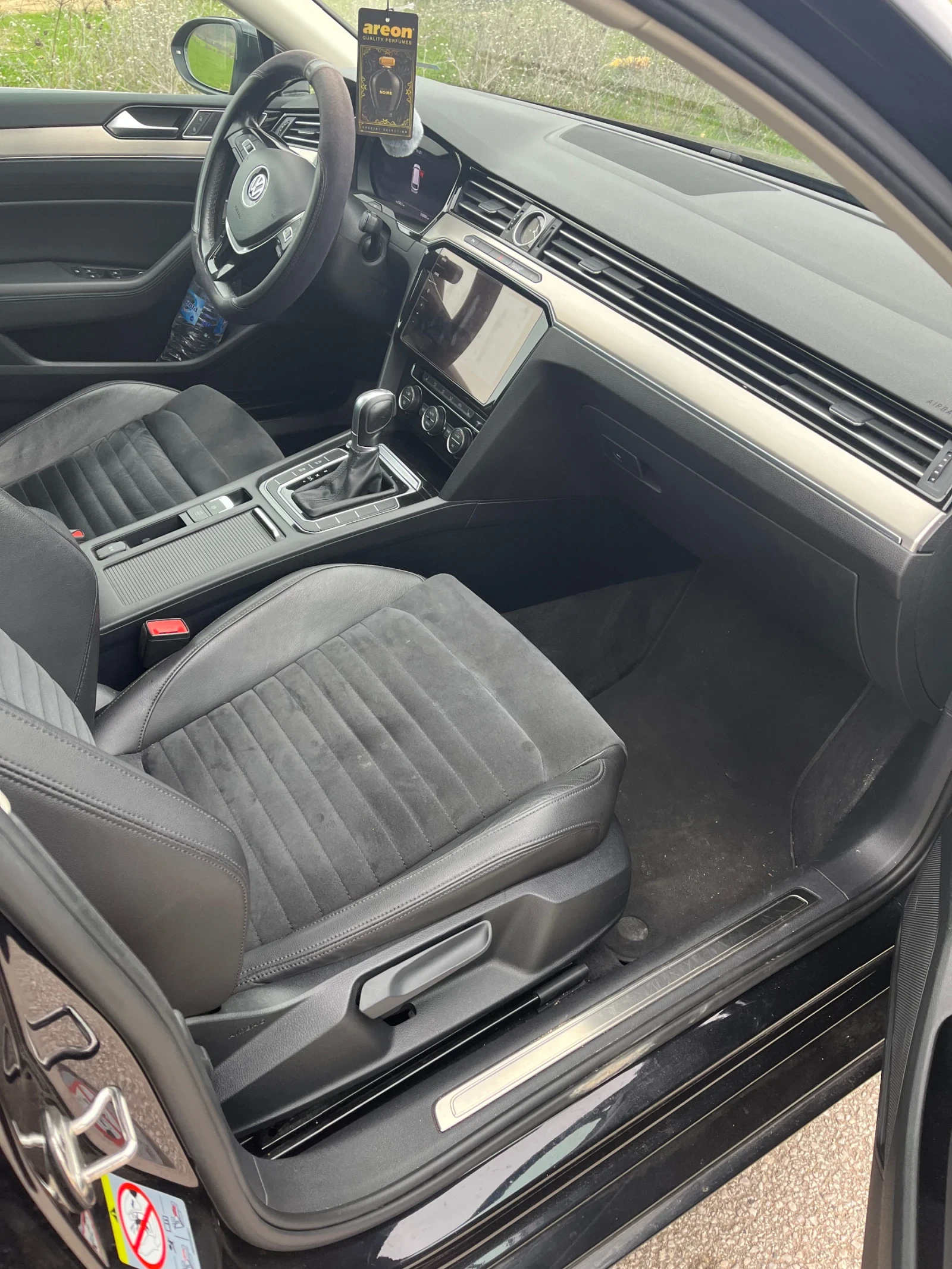 VW Passat 2.0 TDI, снимка 8 - Автомобили и джипове - 53830968