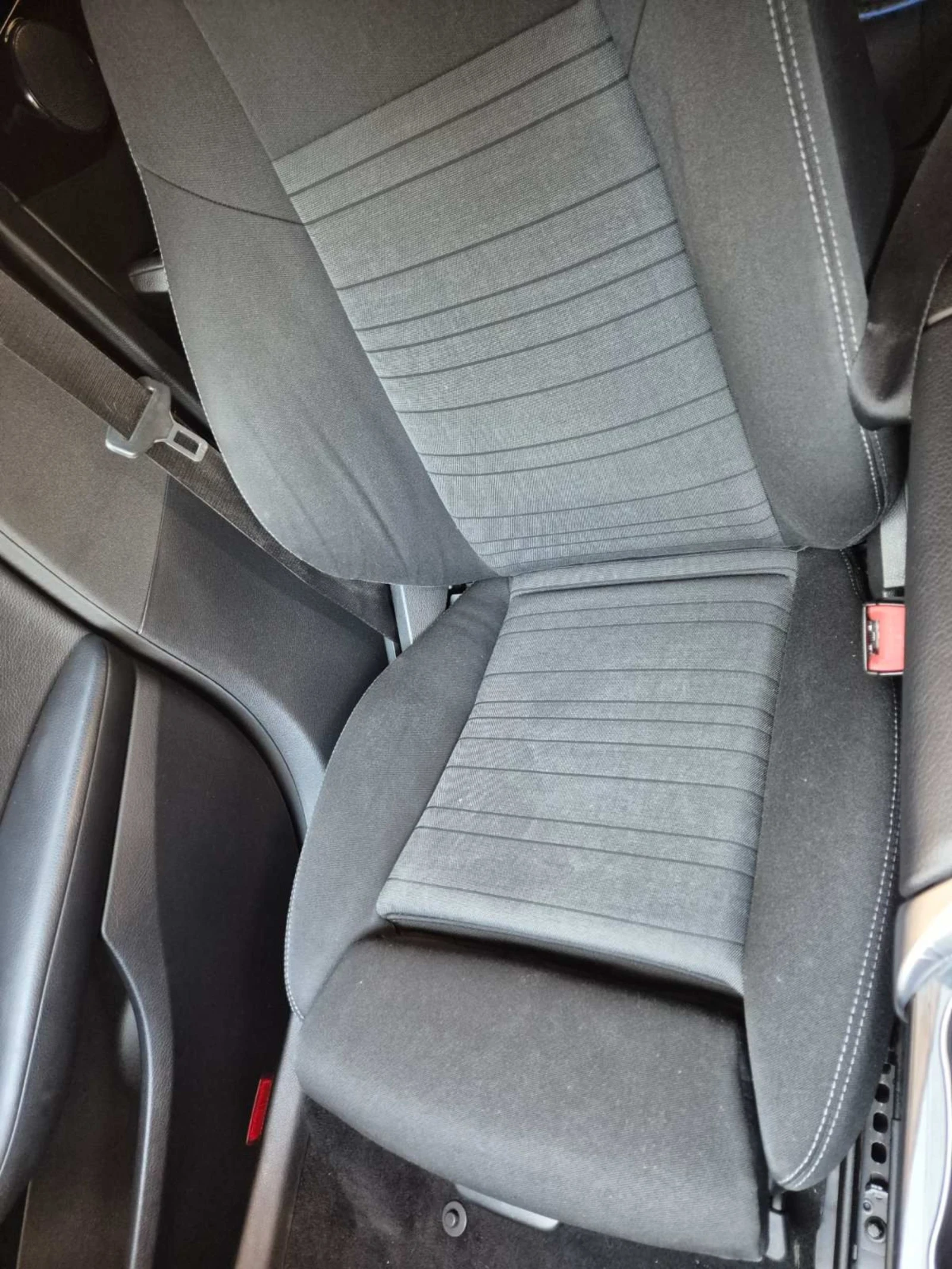 Mercedes-Benz C 180 С 200, снимка 12 - Автомобили и джипове - 53951364