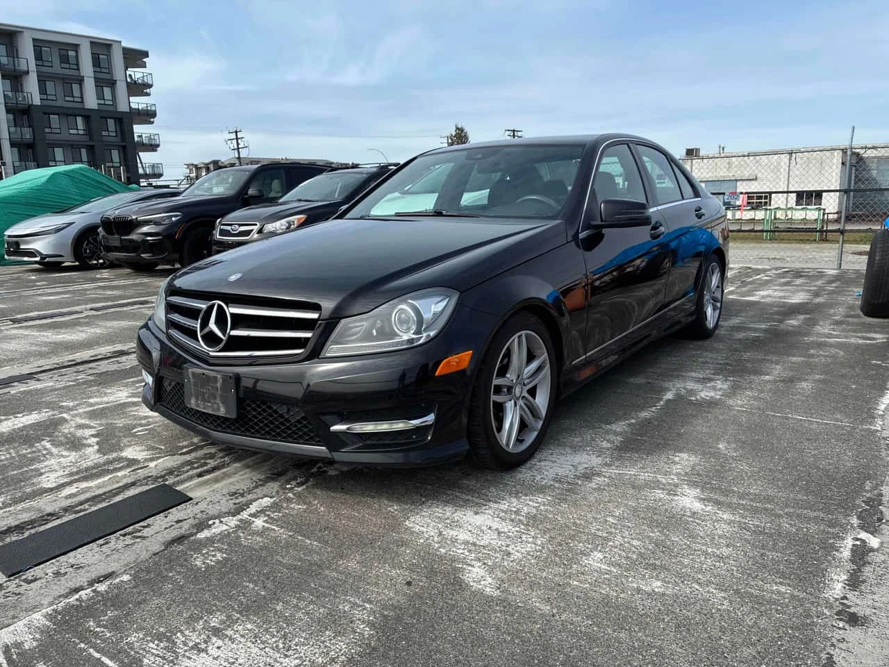 Mercedes-Benz C 300 * CARFAX * ПОДГРЕВИ * КАМЕРА * ПАМЕТ | Auto.bg — изображение 1