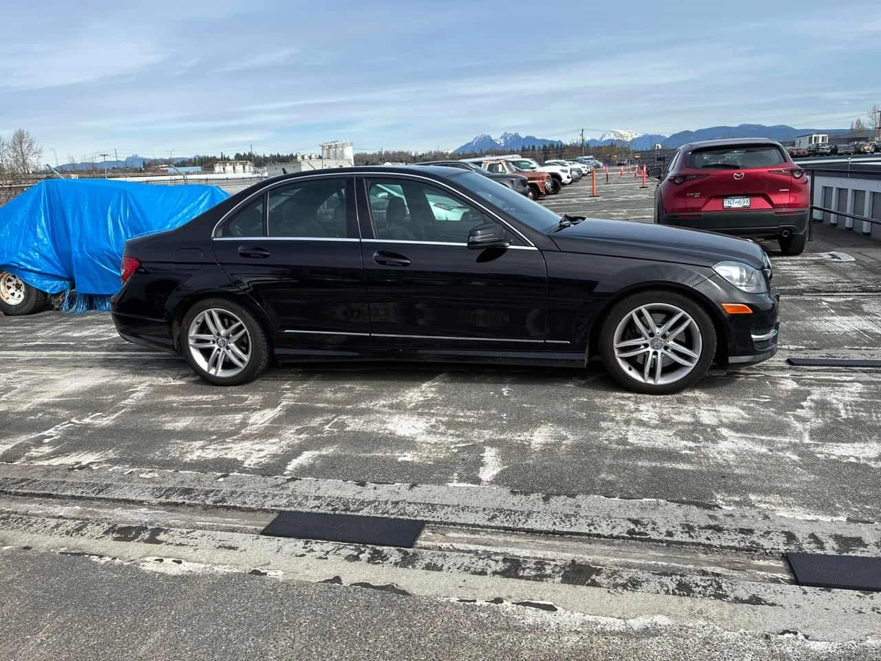 Mercedes-Benz C 300 * CARFAX * ПОДГРЕВИ * КАМЕРА * ПАМЕТ, снимка 3 - Автомобили и джипове - 54058037