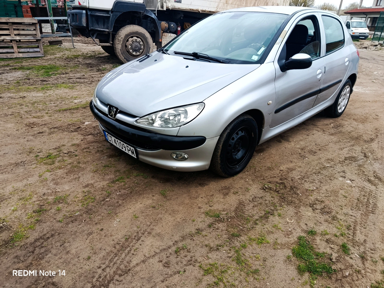 Peugeot 206 1.4i AUTOMAT, снимка 8 - Автомобили и джипове - 54215961