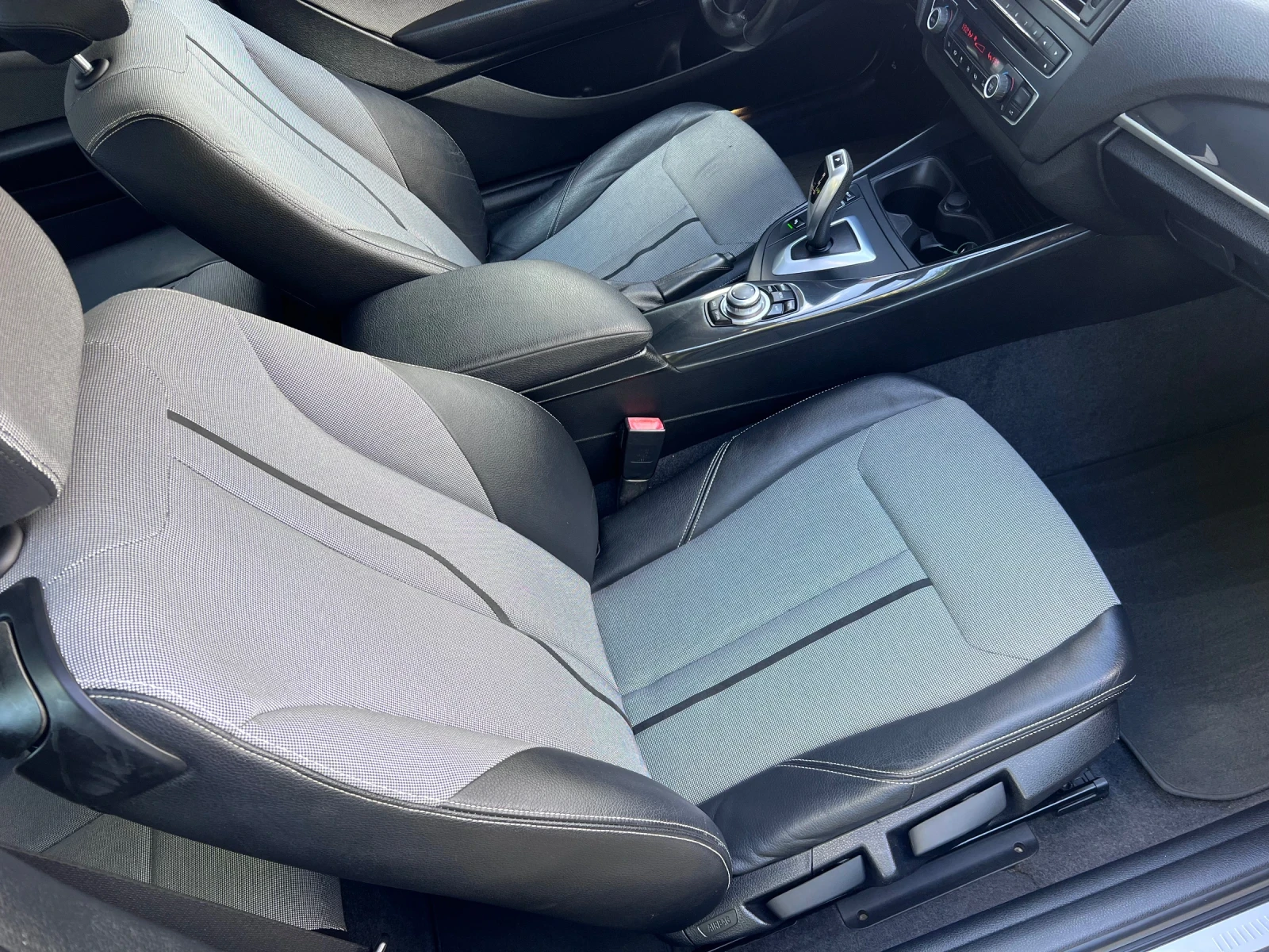 BMW 118 2.0d 143кс Urban Automatic, снимка 10 - Автомобили и джипове - 54326460