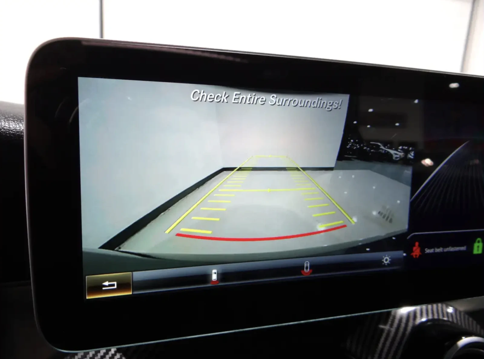 Mercedes-Benz C 300 4MATIC* CARPLAY* BURMESTER* , снимка 13 - Автомобили и джипове - 54344671