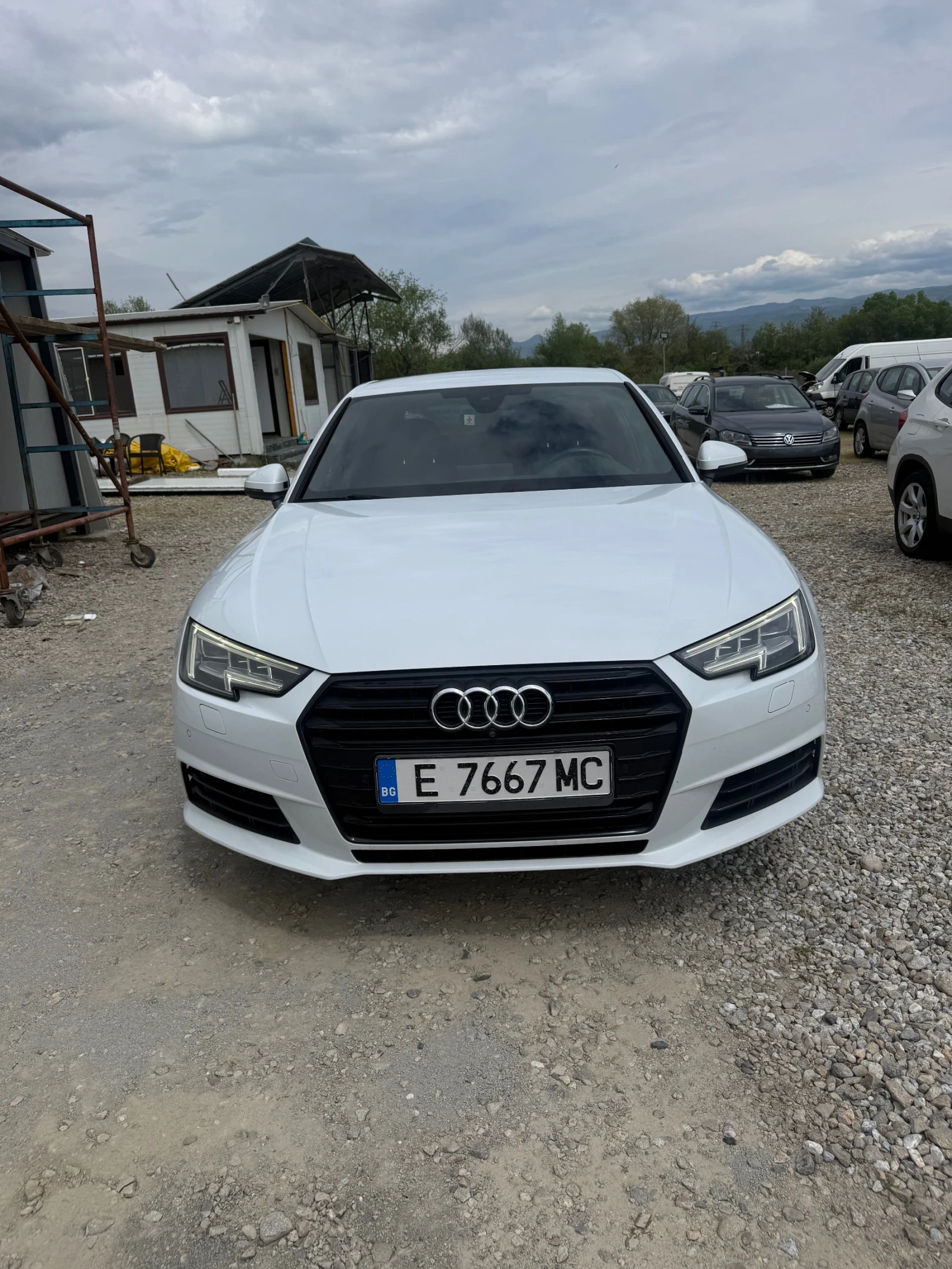Audi A4 2.0TDI* Matrix* 360camera* Digital* Обдухване* ЛИЗ, снимка 2 - Автомобили и джипове - 54450992
