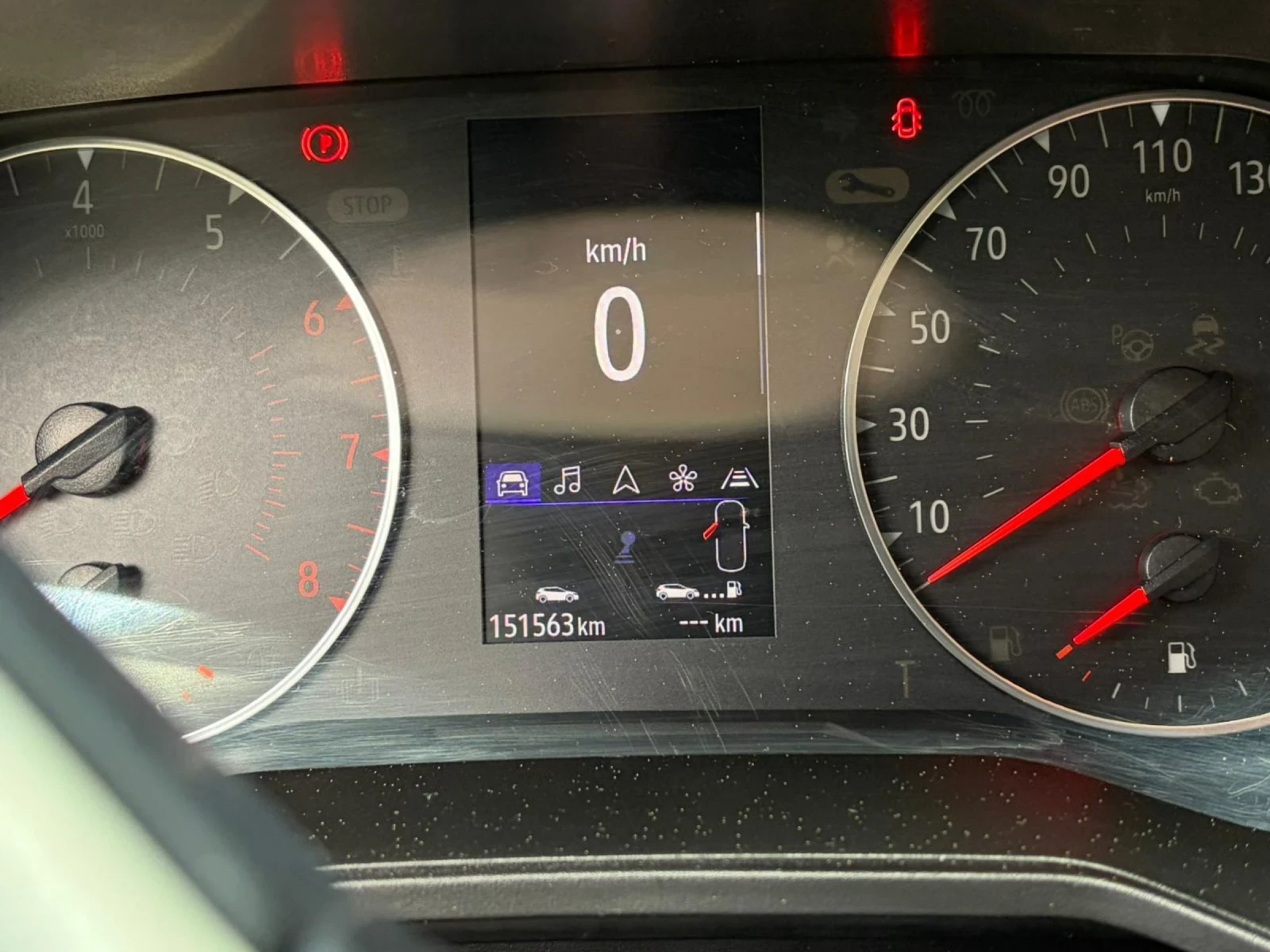 Renault Clio, снимка 7 - Автомобили и джипове - 54608950