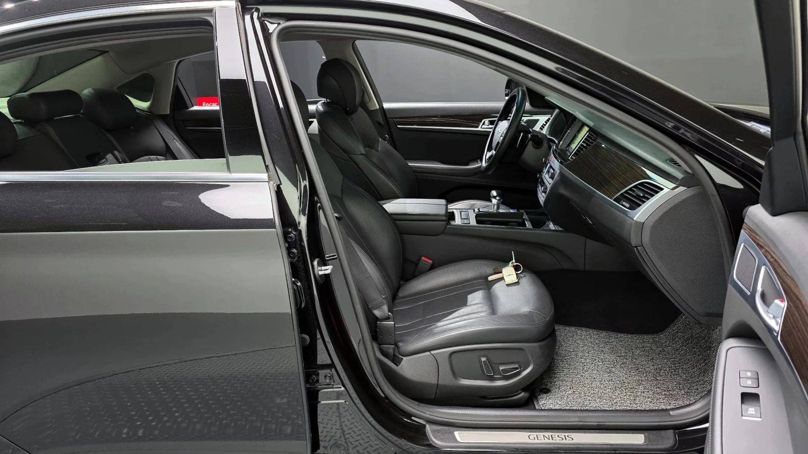 Genesis G80 3.3 GDI , снимка 10 - Автомобили и джипове - 54658733
