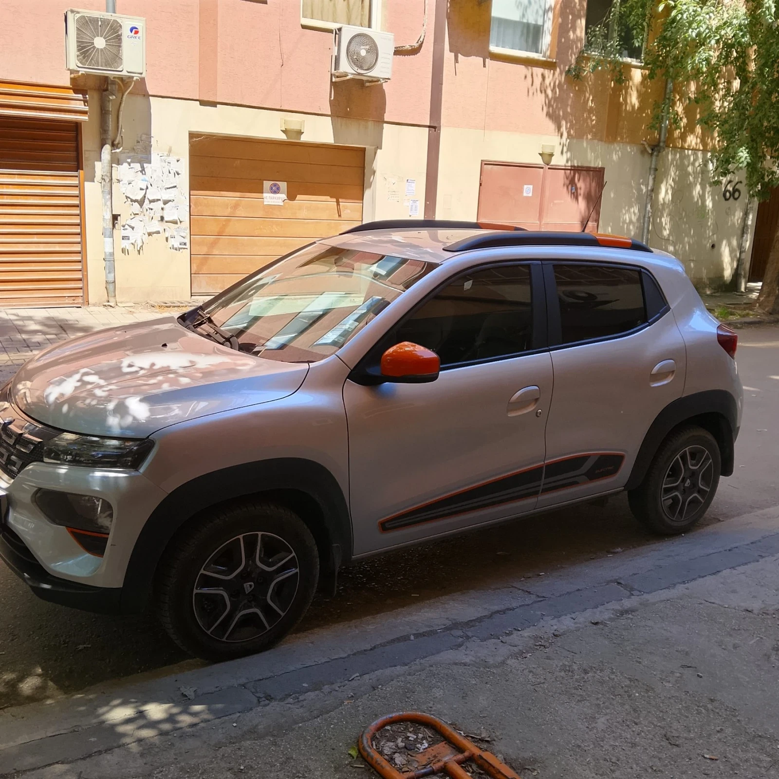 Dacia Spring, снимка 10 - Автомобили и джипове - 55075296