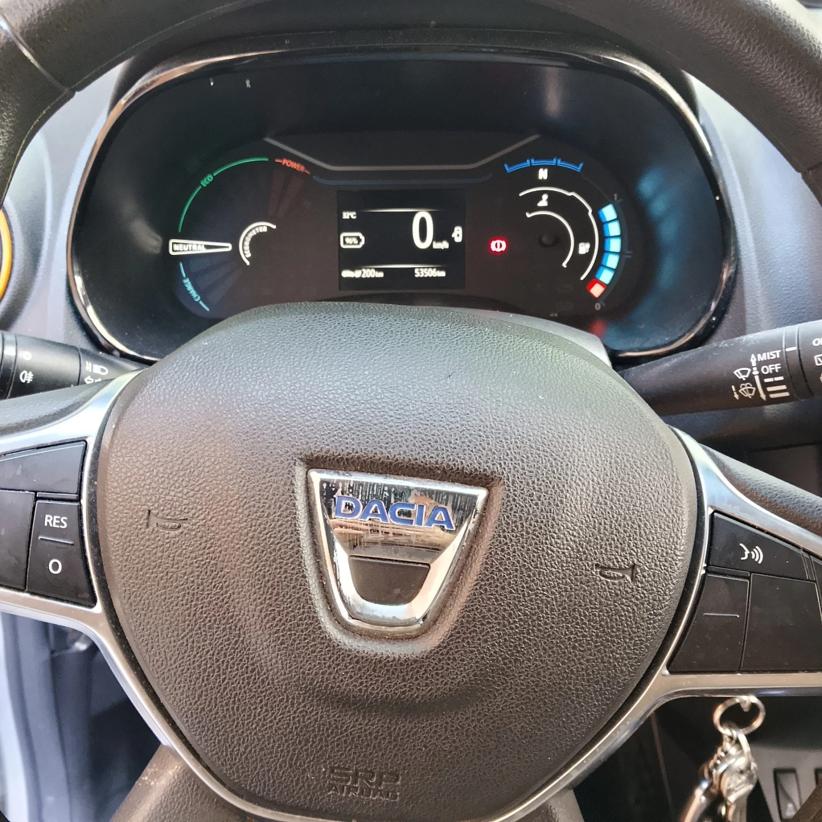 Dacia Spring, снимка 8 - Автомобили и джипове - 55075296