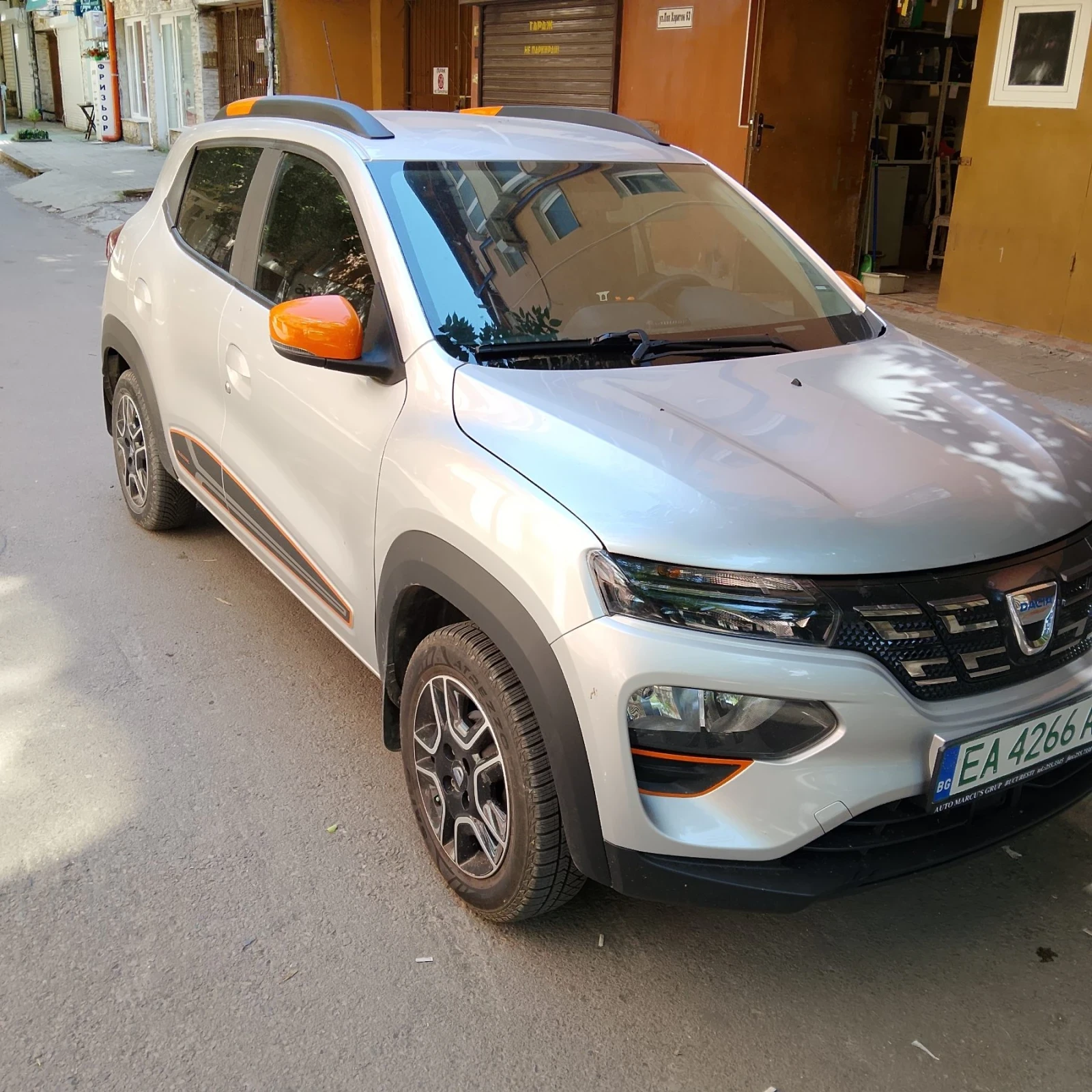 Dacia Spring, снимка 11 - Автомобили и джипове - 55075296