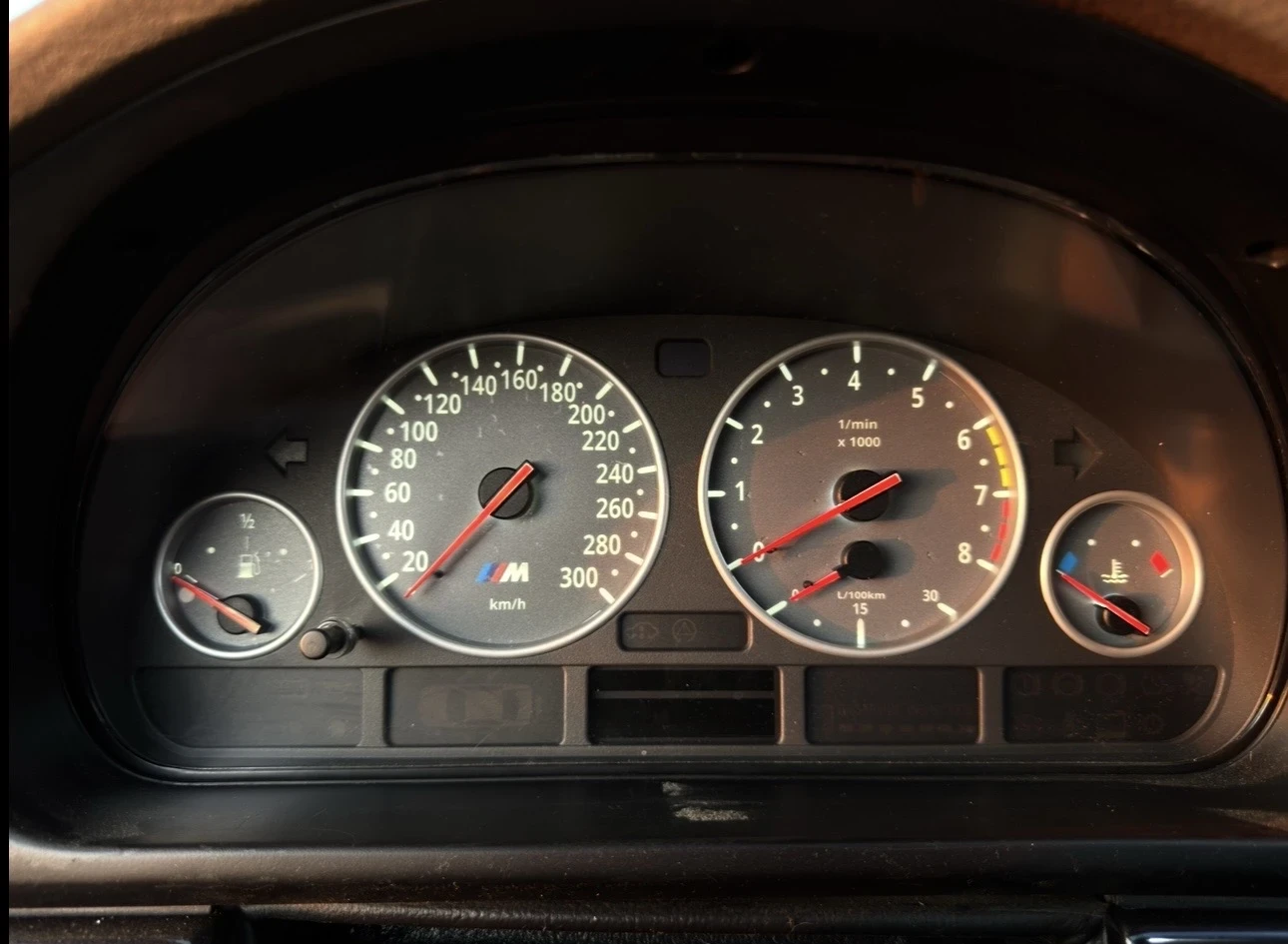 BMW 528 2.8 231, снимка 7 - Автомобили и джипове - 55335521