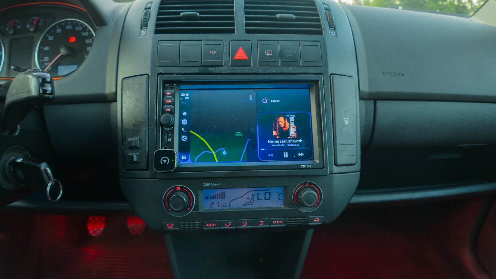 VW Polo 1.4, снимка 8 - Автомобили и джипове - 55710560