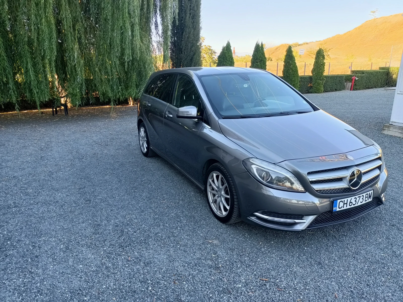 Mercedes-Benz B 200, снимка 6 - Автомобили и джипове - 55992528
