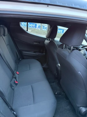Toyota C-HR 1.8 HYBRID Facelift, снимка 9