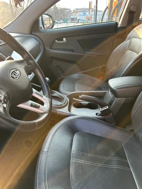 Kia Sportage Кожа Автомат Нави AWD! - 9600 € / 18775.97 лв. - 96766322 10