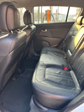 Kia Sportage Кожа Автомат Нави AWD! - 9600 € / 18775.97 лв. - 96766322 13