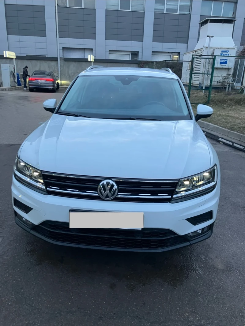 VW Tiguan, снимка 1 - Автомобили и джипове - 49108239