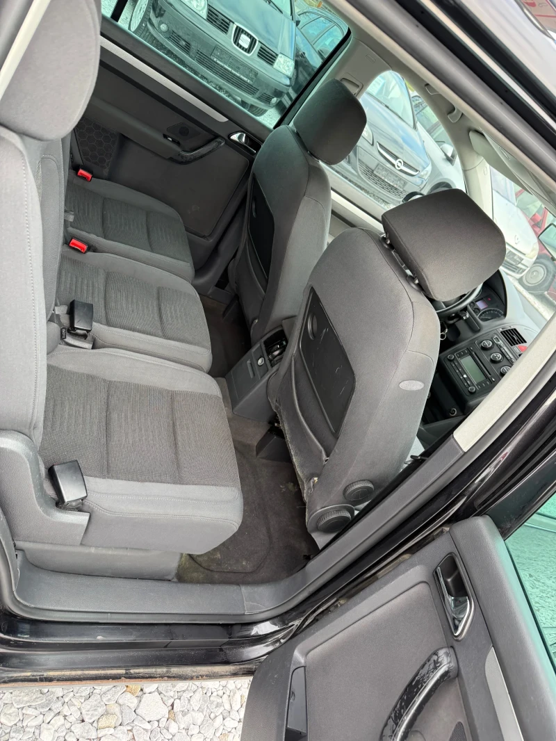 VW Tiguan 1.9 105кс Aftomat, снимка 10 - Автомобили и джипове - 53341962