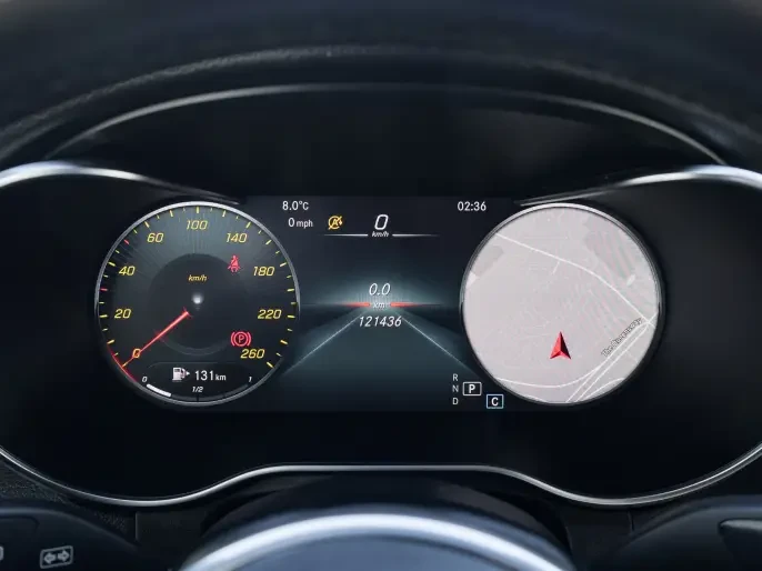 Mercedes-Benz GLC 300 2020* FACELIFT* AMG PACK* DIGITAL* LANE ASSIST* PA - изображение 8