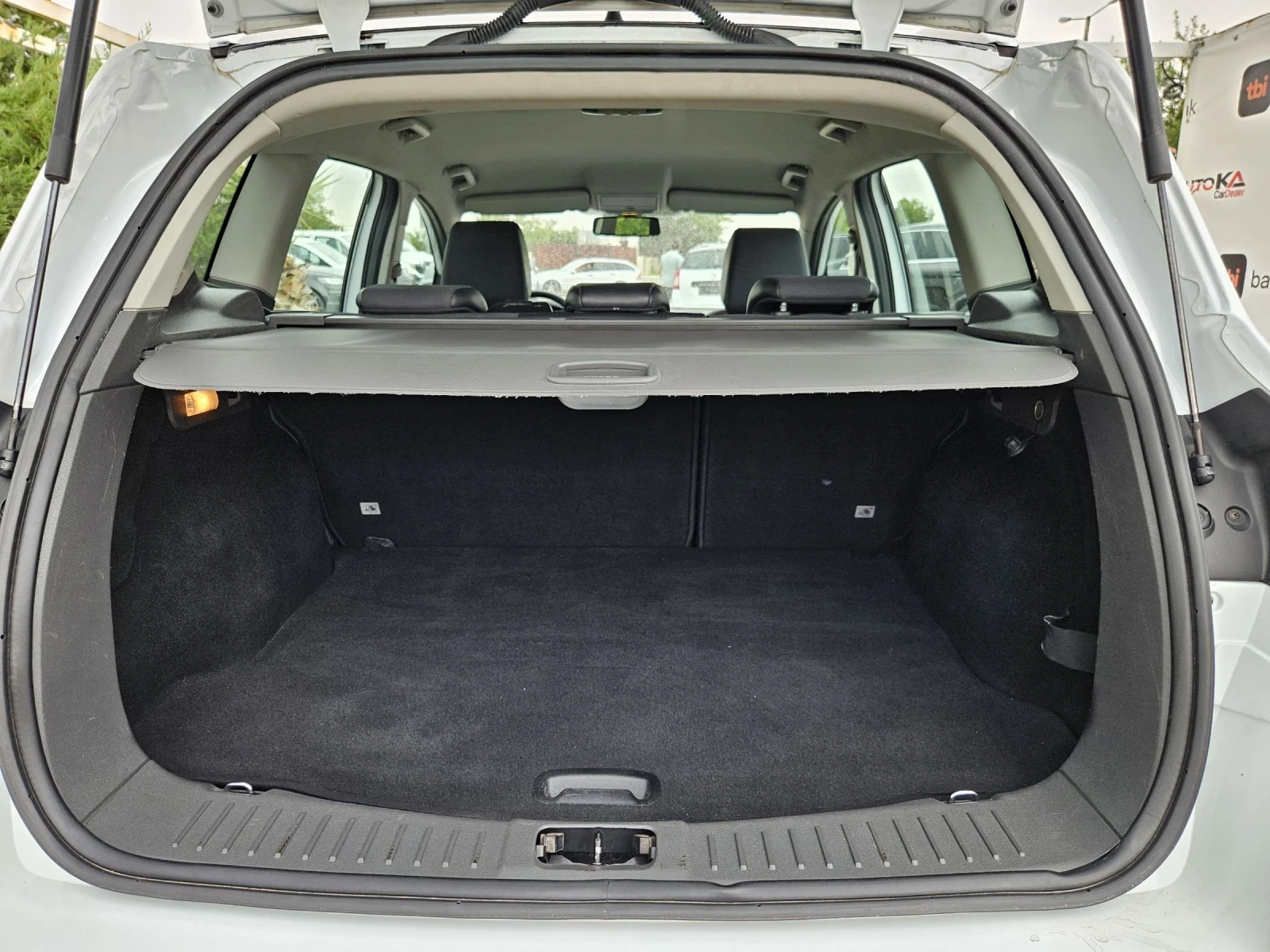 Ford Kuga 2.0TDCI-163кс= 6СКОРОСТИ= 4х4= KEYLESS= КЛИМАТРОНИ - изображение 10