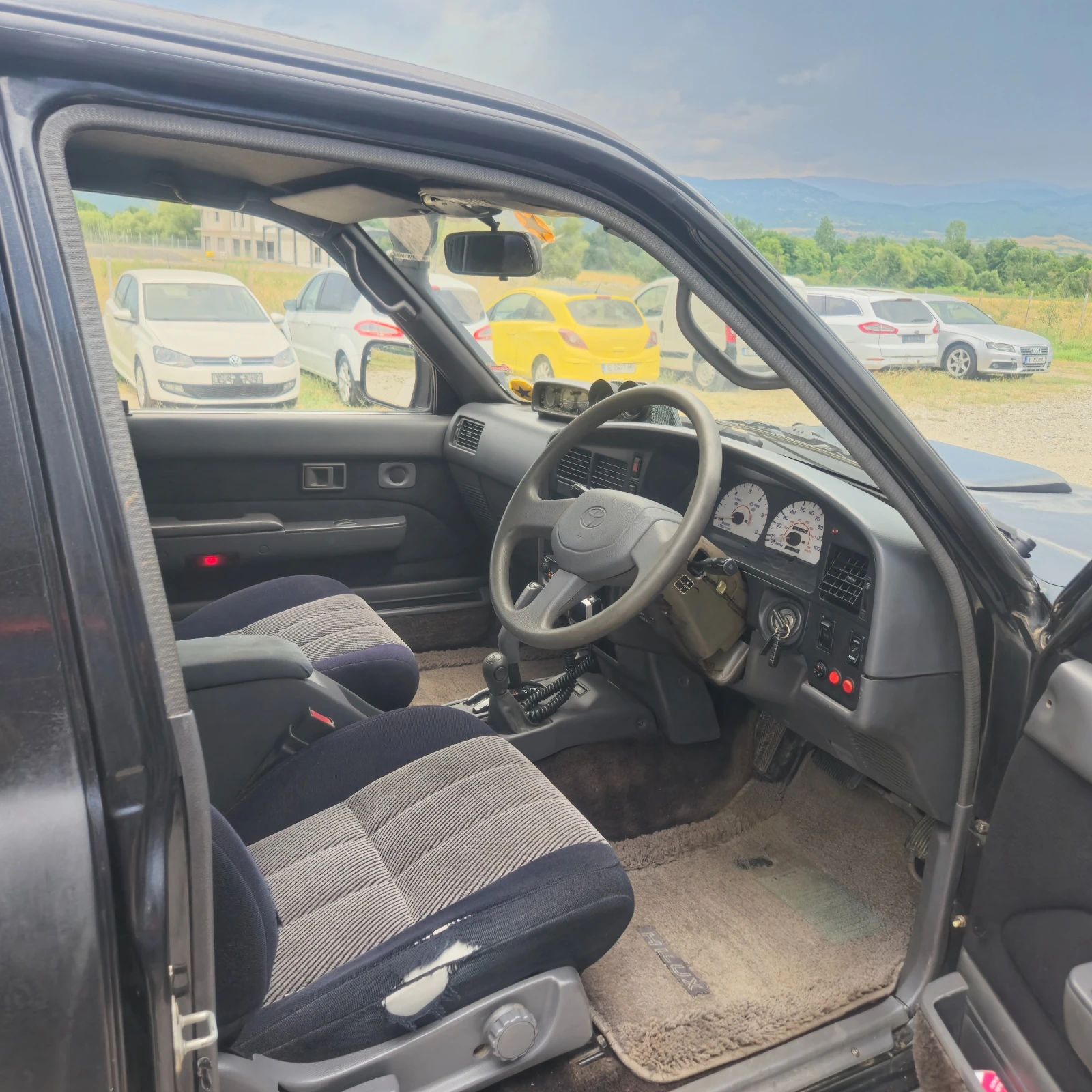 Toyota Hilux SR-XV8 - изображение 7
