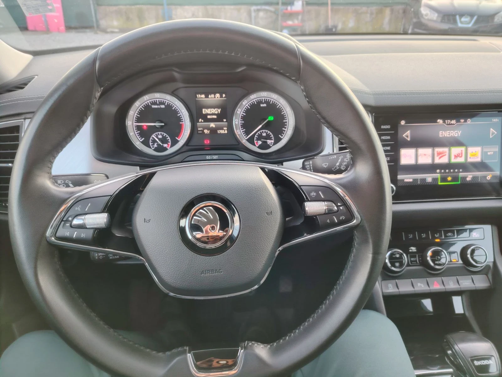 Skoda Kodiaq 2.0 TDI FACE, снимка 8 - Автомобили и джипове - 53989722