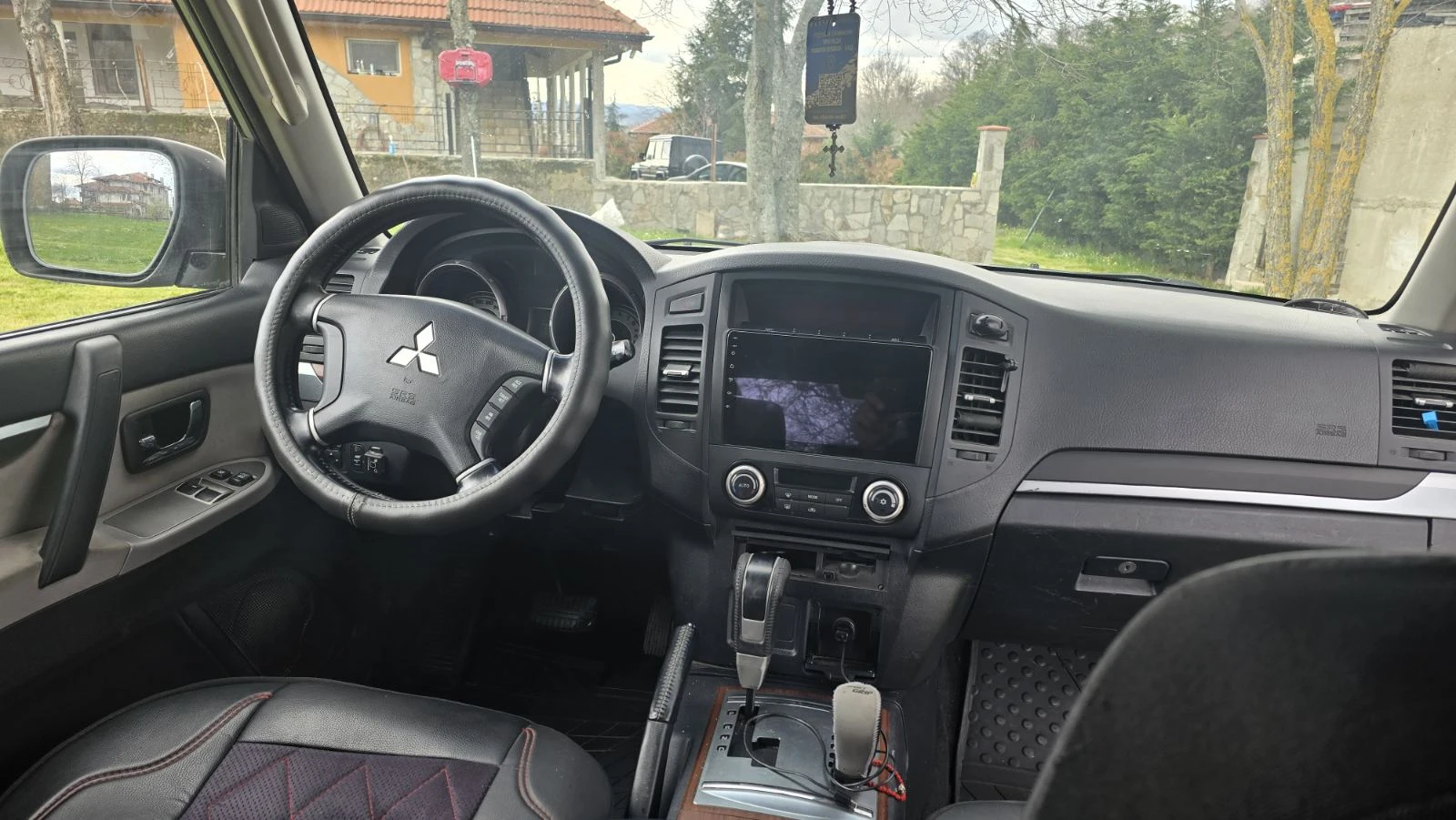 Mitsubishi Pajero 3.0 V6, снимка 8 - Автомобили и джипове - 54476901