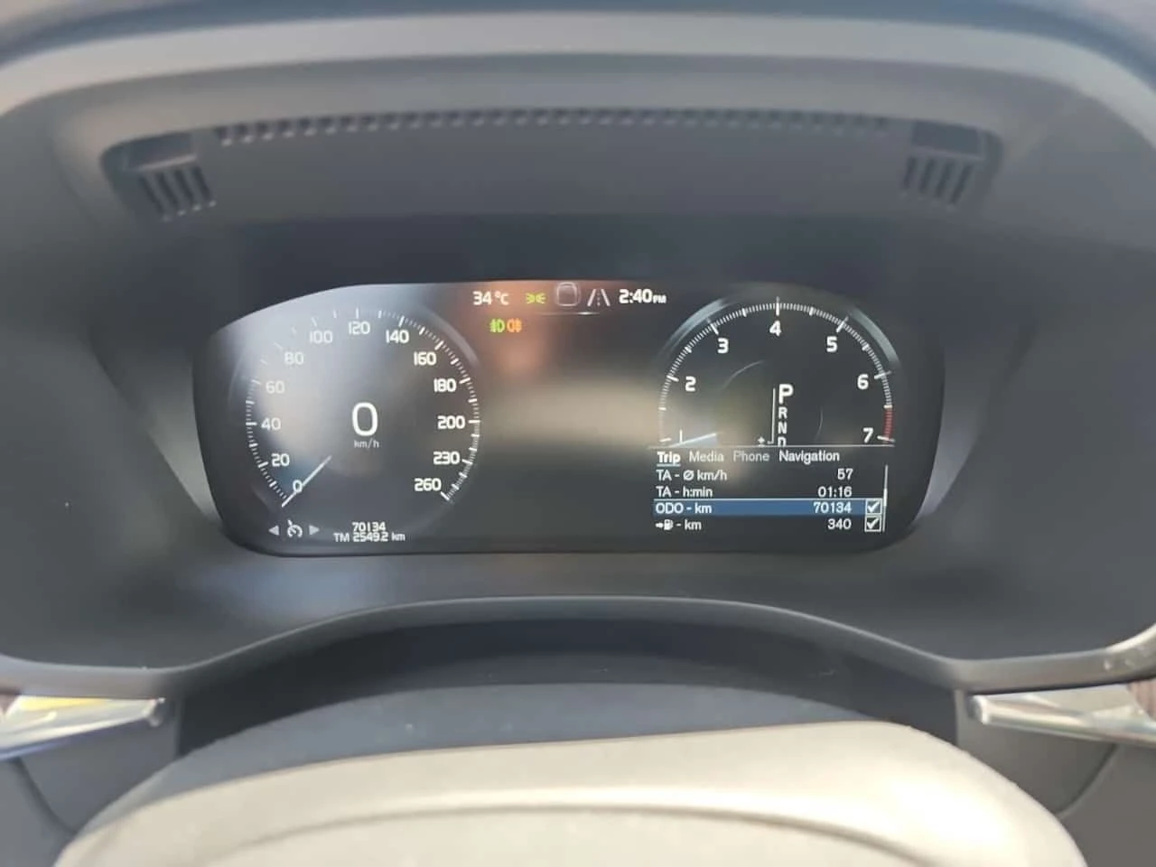 Volvo XC60 * T5 Awd Momentum * CARFAX * АВТОКРЕДИТ * , снимка 9 - Автомобили и джипове - 54836226