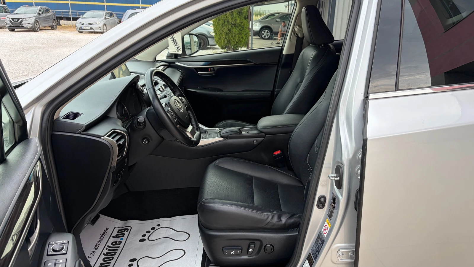 Lexus NX 300h 2.5h 4x4, снимка 7 - Автомобили и джипове - 54878493