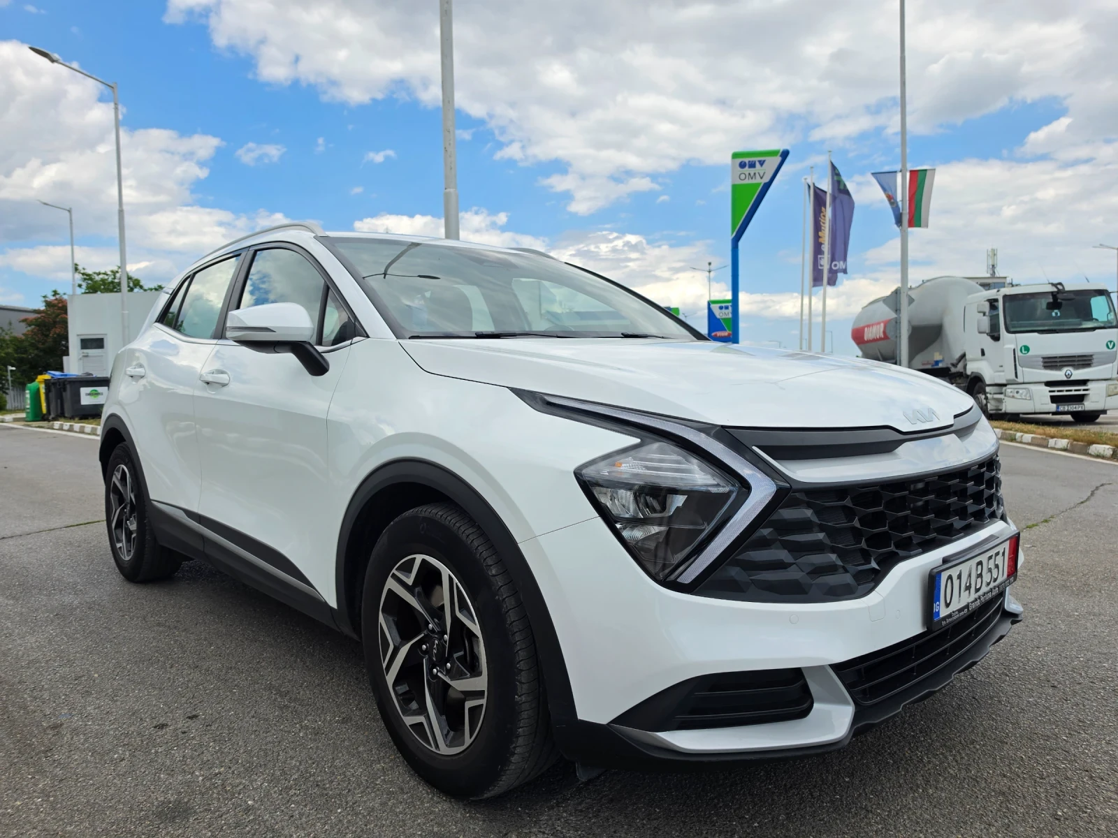 Kia Sportage 1.6 TGDi MHEV , снимка 3 - Автомобили и джипове - 55446417