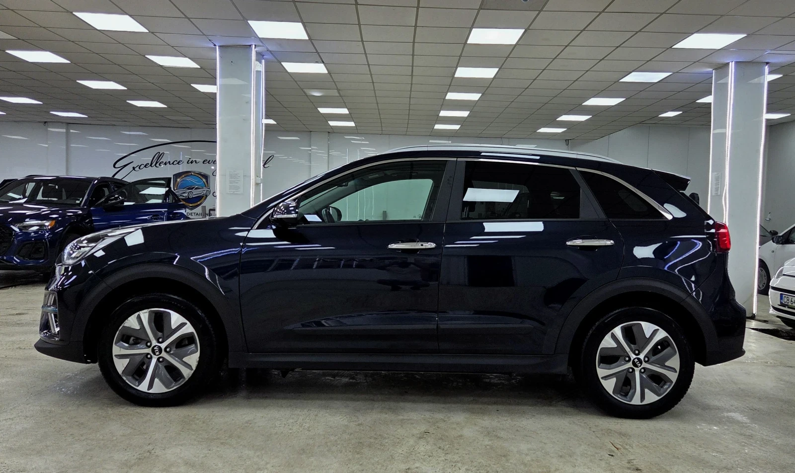 Kia Niro 2022/СЕРВИЗНА КНИЖКА/В ГАРАНЦИЯ, снимка 5 - Автомобили и джипове - 55450023