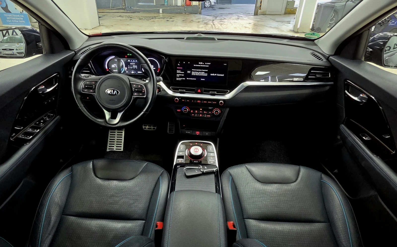 Kia Niro 2022/СЕРВИЗНА КНИЖКА/В ГАРАНЦИЯ, снимка 13 - Автомобили и джипове - 55450023