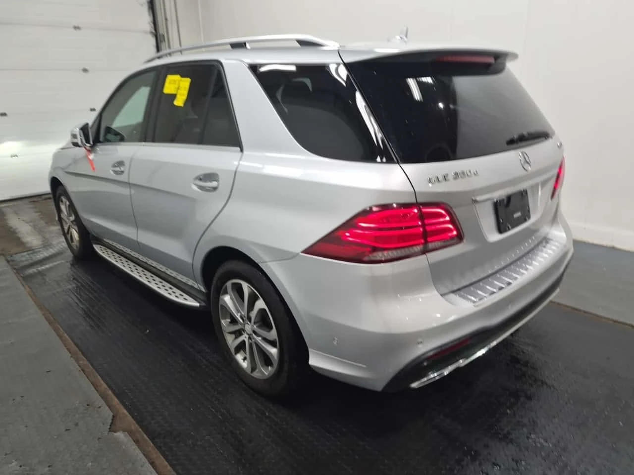 Mercedes-Benz GLE 350  * CARFAX * ОПЦИЯ ЗА ФИНАНСИРАНЕ, снимка 2 - Автомобили и джипове - 55771945