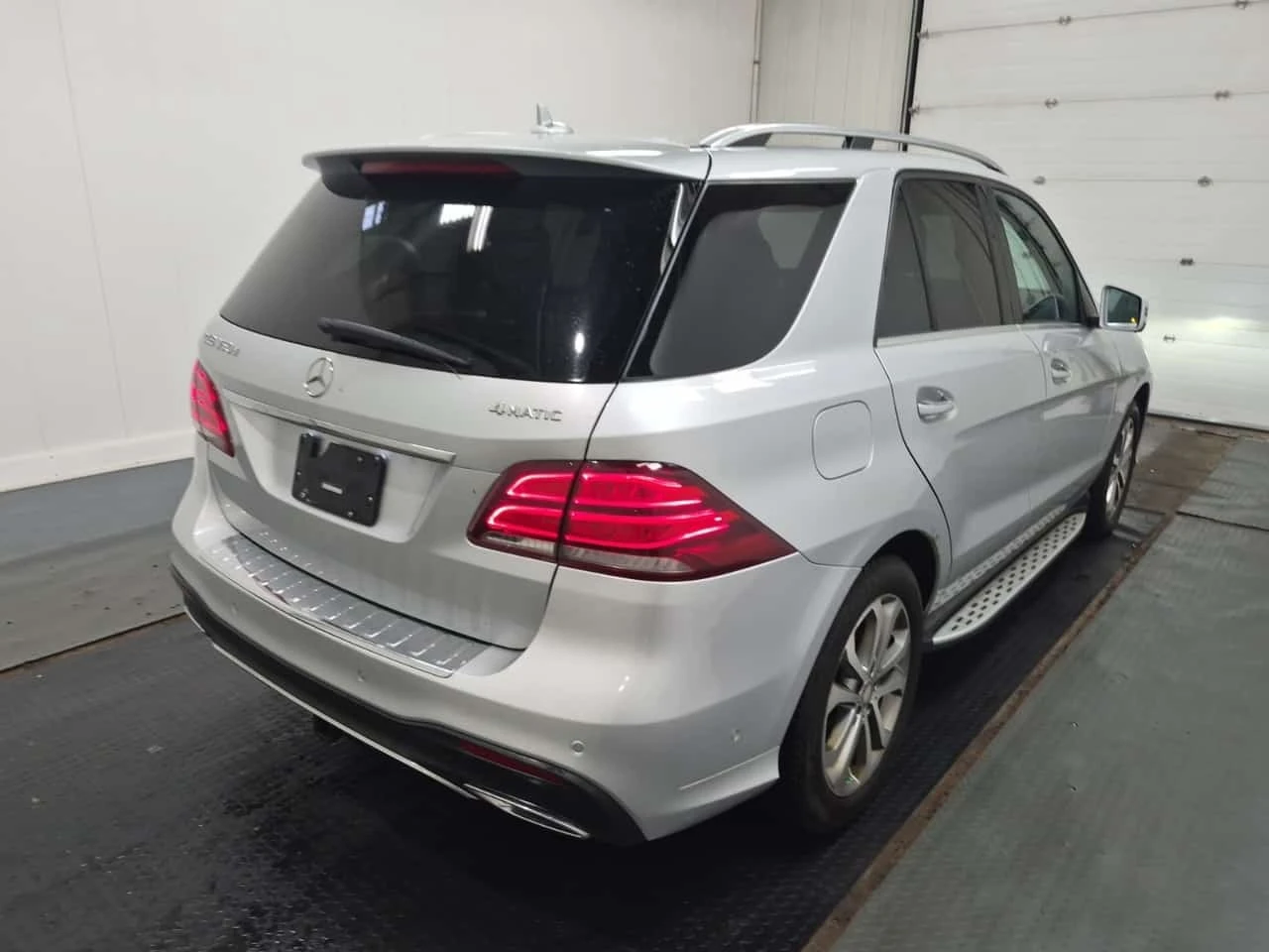 Mercedes-Benz GLE 350  * CARFAX * ОПЦИЯ ЗА ФИНАНСИРАНЕ, снимка 3 - Автомобили и джипове - 55771945