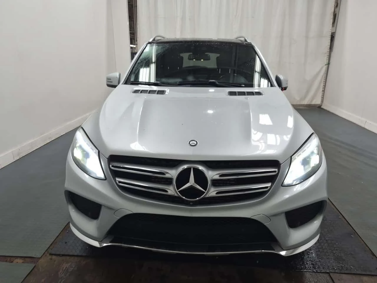 Mercedes-Benz GLE 350  * CARFAX * ОПЦИЯ ЗА ФИНАНСИРАНЕ, снимка 6 - Автомобили и джипове - 55771945
