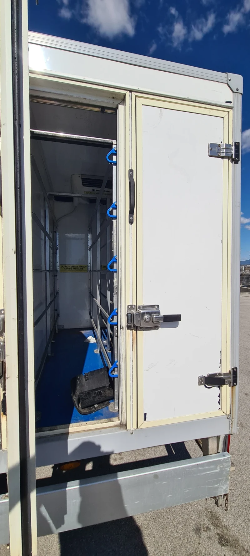 Iveco Daily 2.3 Хладилен -27 градуса, снимка 6 - Бусове и автобуси - 52467210