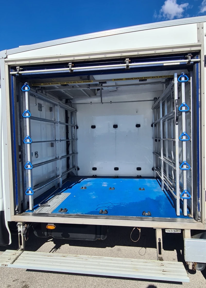 Iveco Daily 2.3 Хладилен -27 градуса, снимка 4 - Бусове и автобуси - 52467210