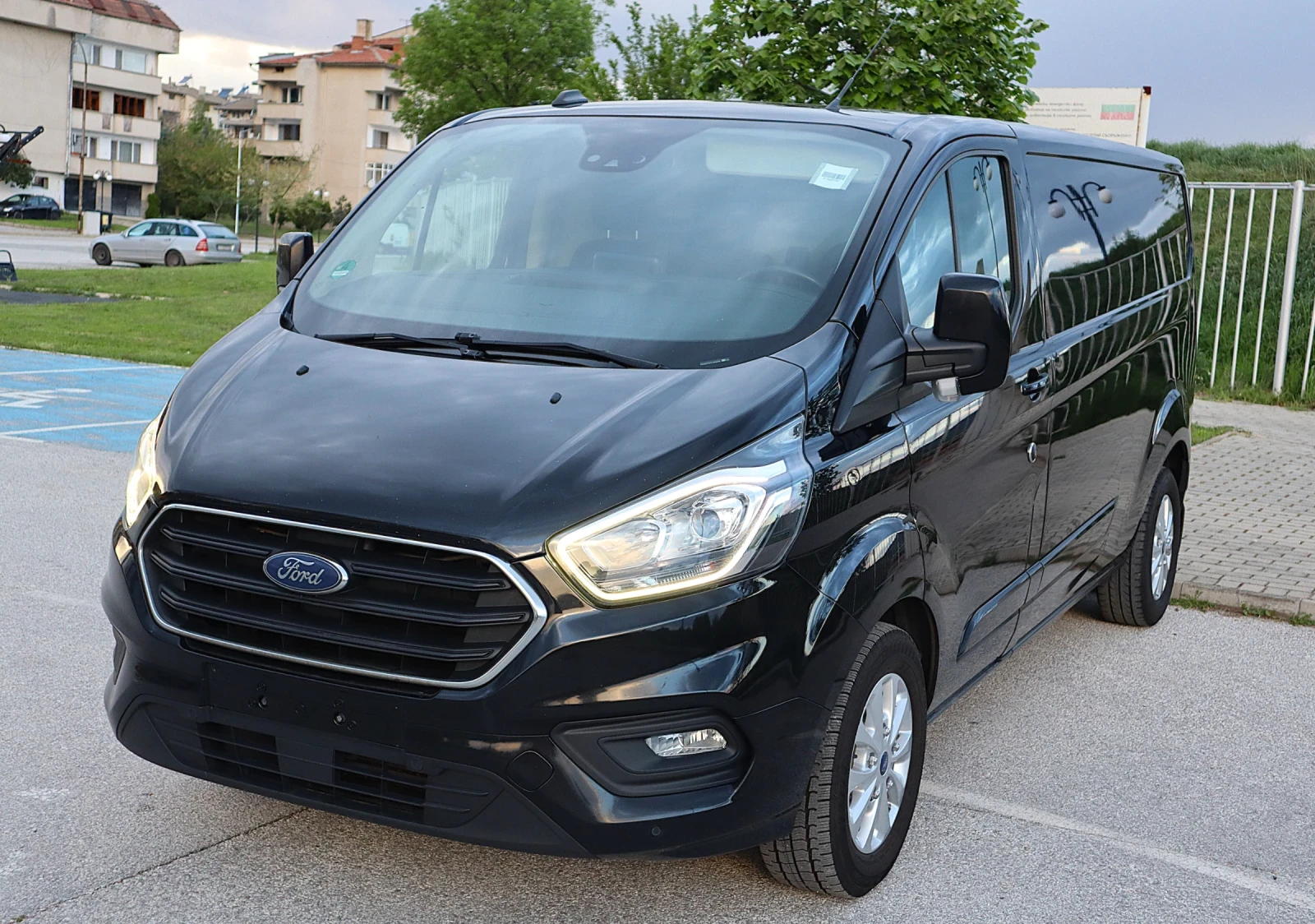 Ford Transit Custom 2.0Tdci L2 - изображение 2