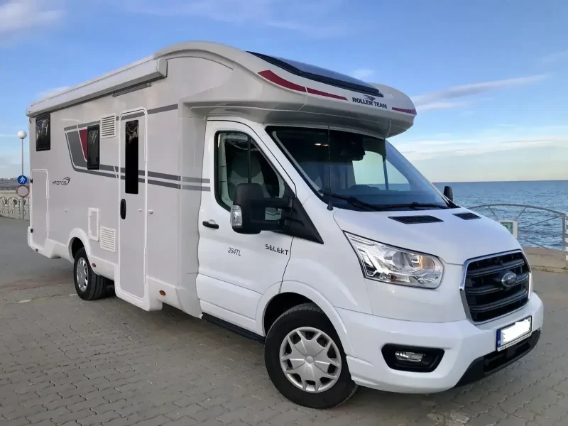 Кемпер ROLLER TEAM KRONOS 284 TL