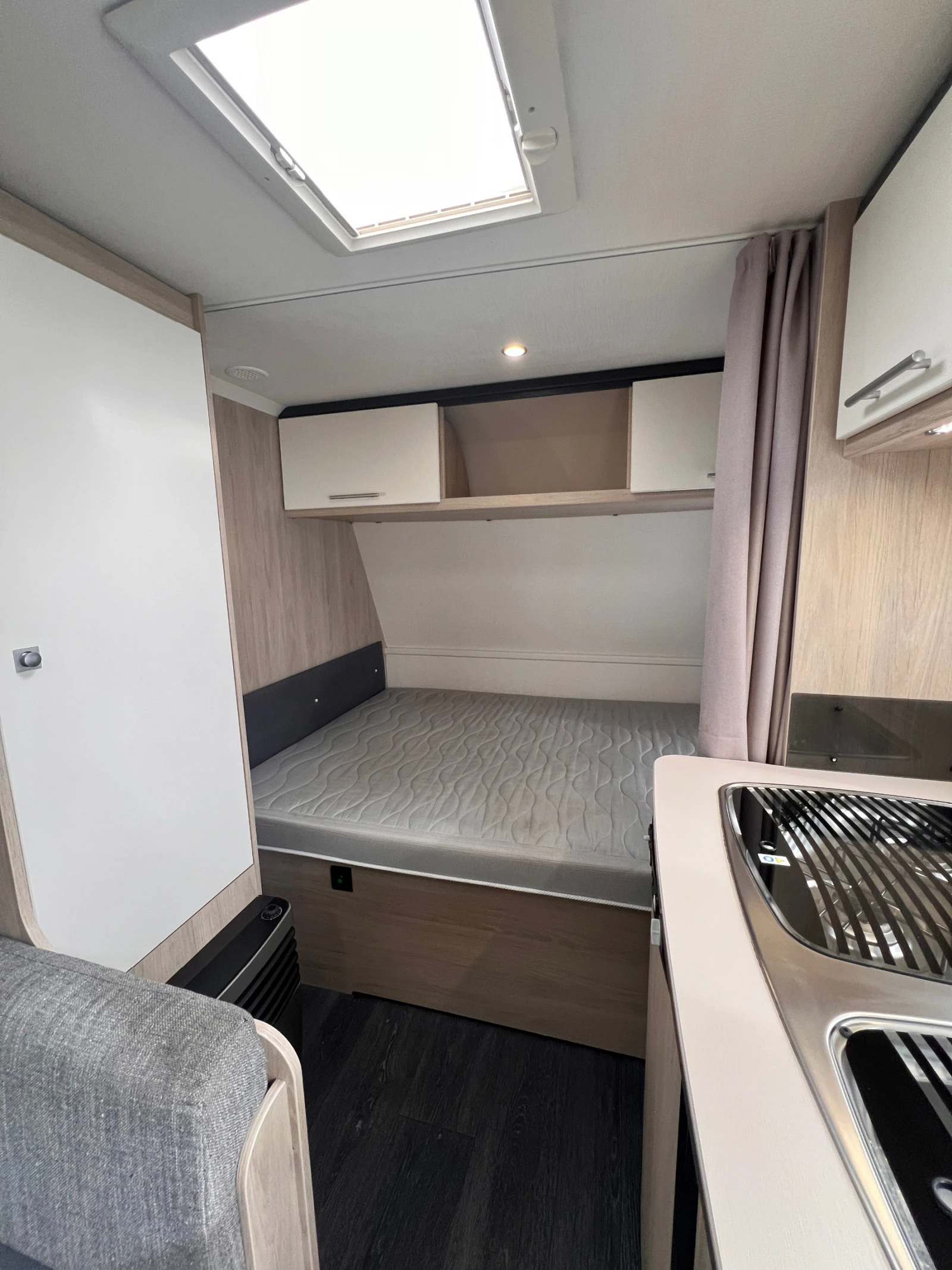 Каравана Caravelair Alba 390 Форселт - изображение 7