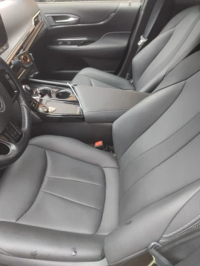 Toyota Mirai, снимка 3