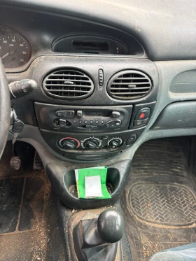 Renault Megane Scenik , снимка 12