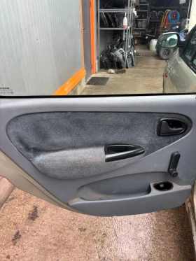 Renault Megane Scenik , снимка 15