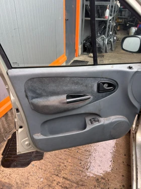 Renault Megane Scenik , снимка 10