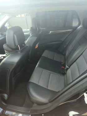 Mercedes-Benz C 220, снимка 11