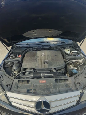 Mercedes-Benz C 220, снимка 17
