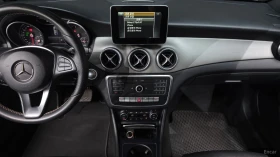 Mercedes-Benz CLA 250 4MATIC* КОЖА* ПОДГРЕВ* PANO* , снимка 13